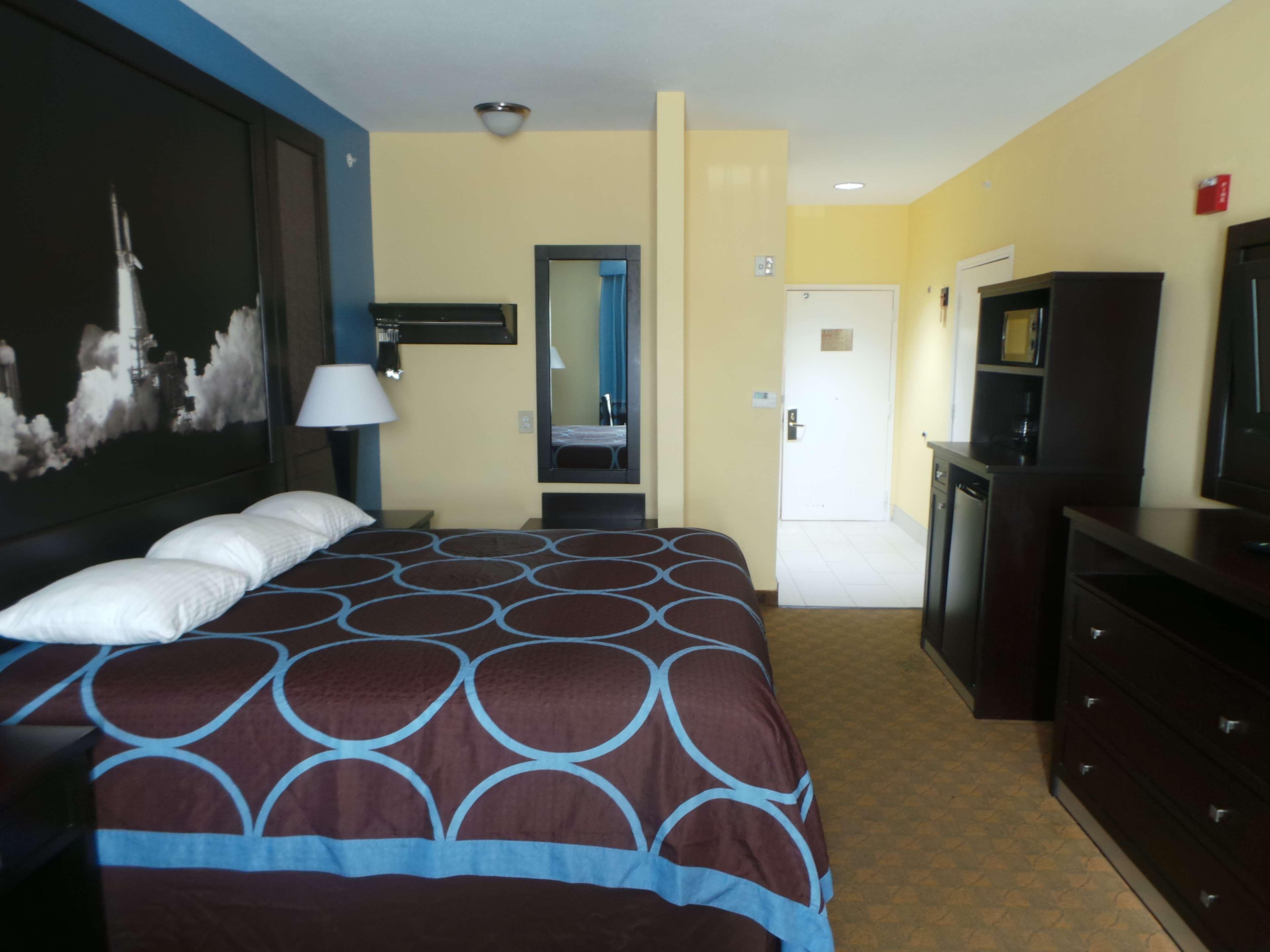 ชัวร์สเตย์ พลัส โฮเต็ล บาย เบสต์เวสเทิร์น แอลวิน Hotel อัลวิน ภายนอก รูปภาพ